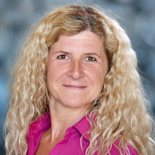 Sabine Ecker